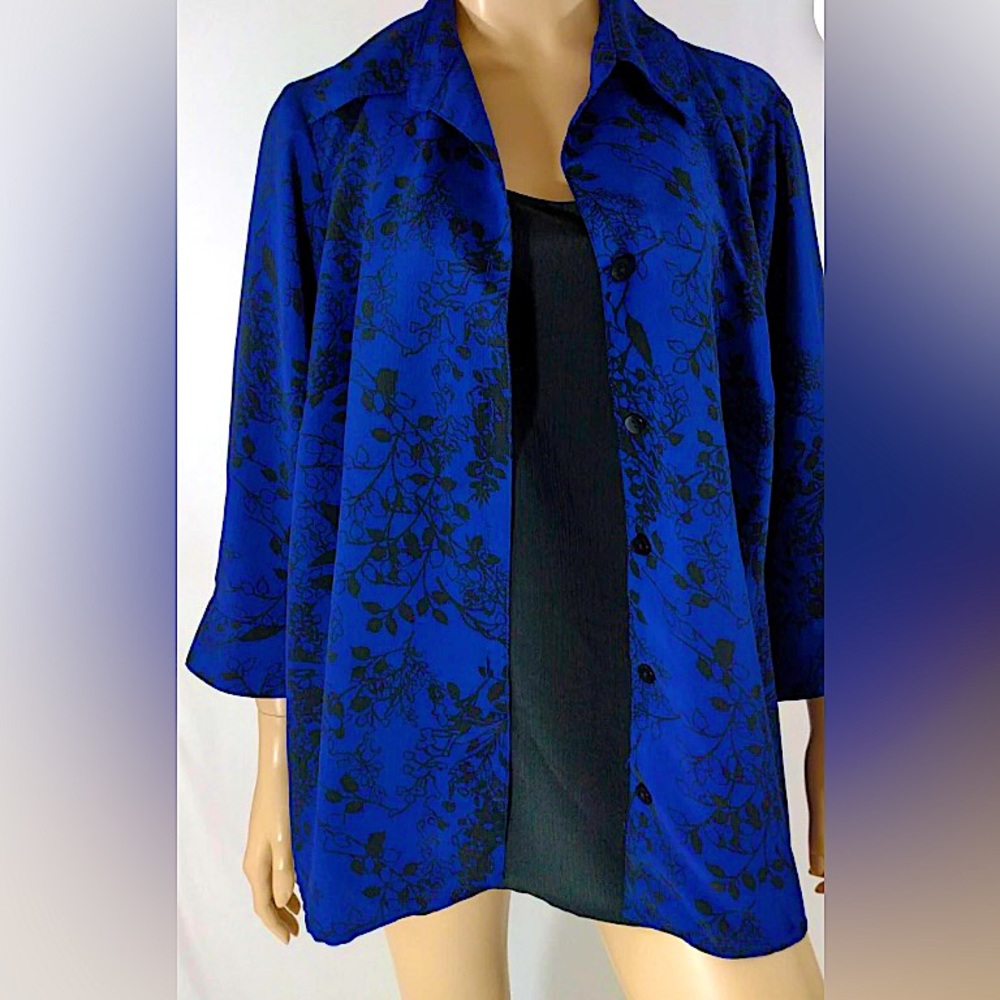 Woman’s 3X Royal Blue printed sheer blouse with black shell by White Stag
